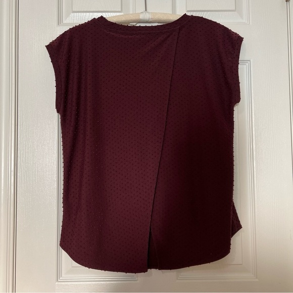 Aritzia Wilfred Burgundy Short Cap Sleeve Textured Blouse Open Cross Back - Sz L - Picture 6 of 16